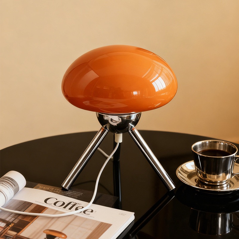 バウハウス北欧風ガラス製マッシュルーム型RGBリモコン付きテ - Decor Lighting Table Lamps のレビューと価格